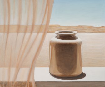 [Pot with curtain II]